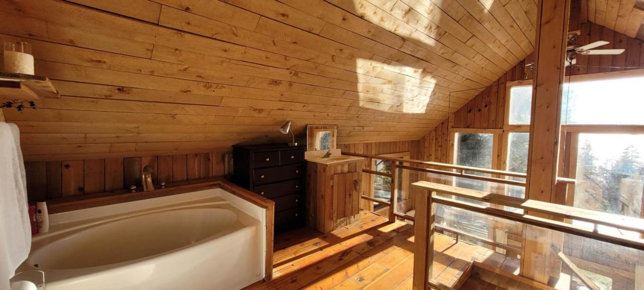 Ocean Views & Sunset Beach Cabin With Soaker Tub & Fire Pit Villa Пауъл Ривър Екстериор снимка